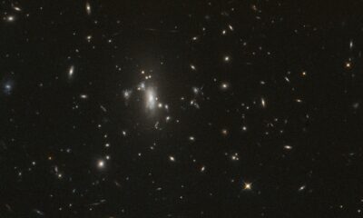 Cúmulo de galaxias MACS J0417 observado por el telescopio espacial Hubble
